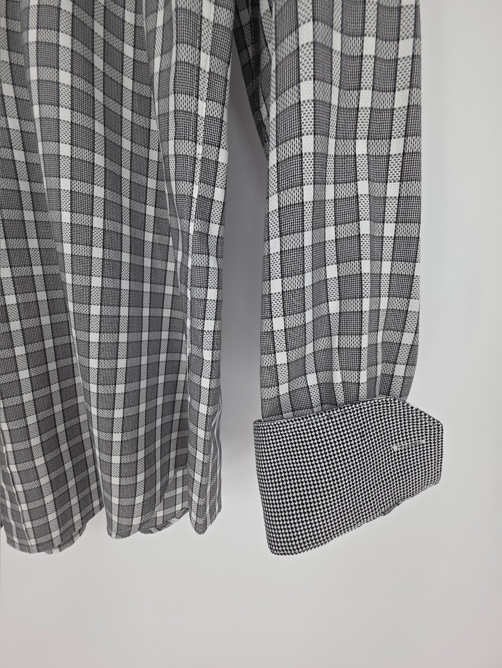 Bugatchi Uomo Shaped Fit Gray Plaid Button Down Shirt Men's Medium Cotton - Picture 3 of 11